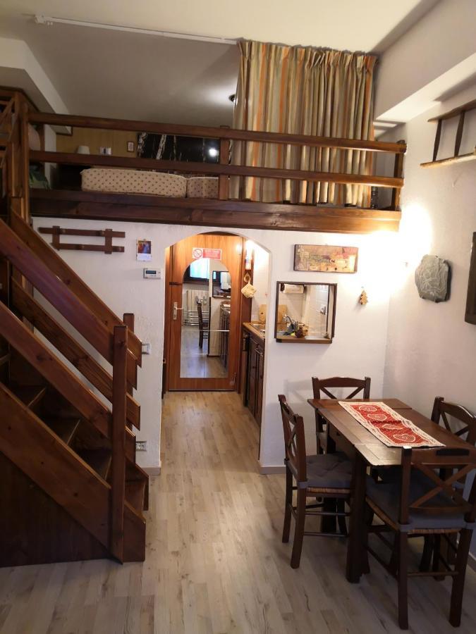 شقة Le Petit Refuge Cervinia بيريوِل تْشيرفينيا المظهر الخارجي الصورة