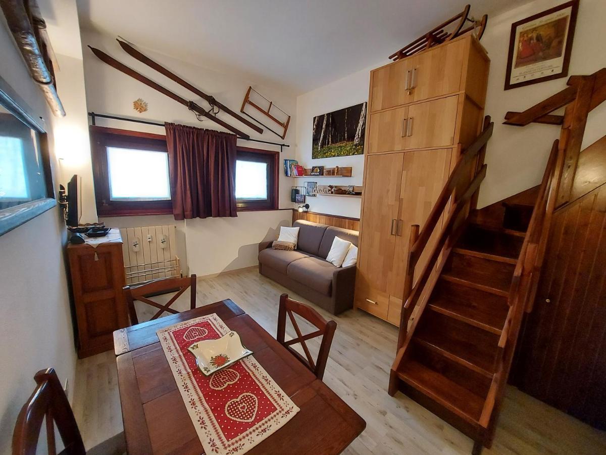 شقة Le Petit Refuge Cervinia بيريوِل تْشيرفينيا المظهر الخارجي الصورة