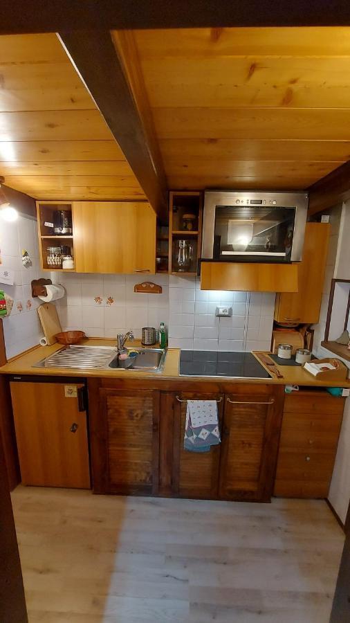 شقة Le Petit Refuge Cervinia بيريوِل تْشيرفينيا المظهر الخارجي الصورة